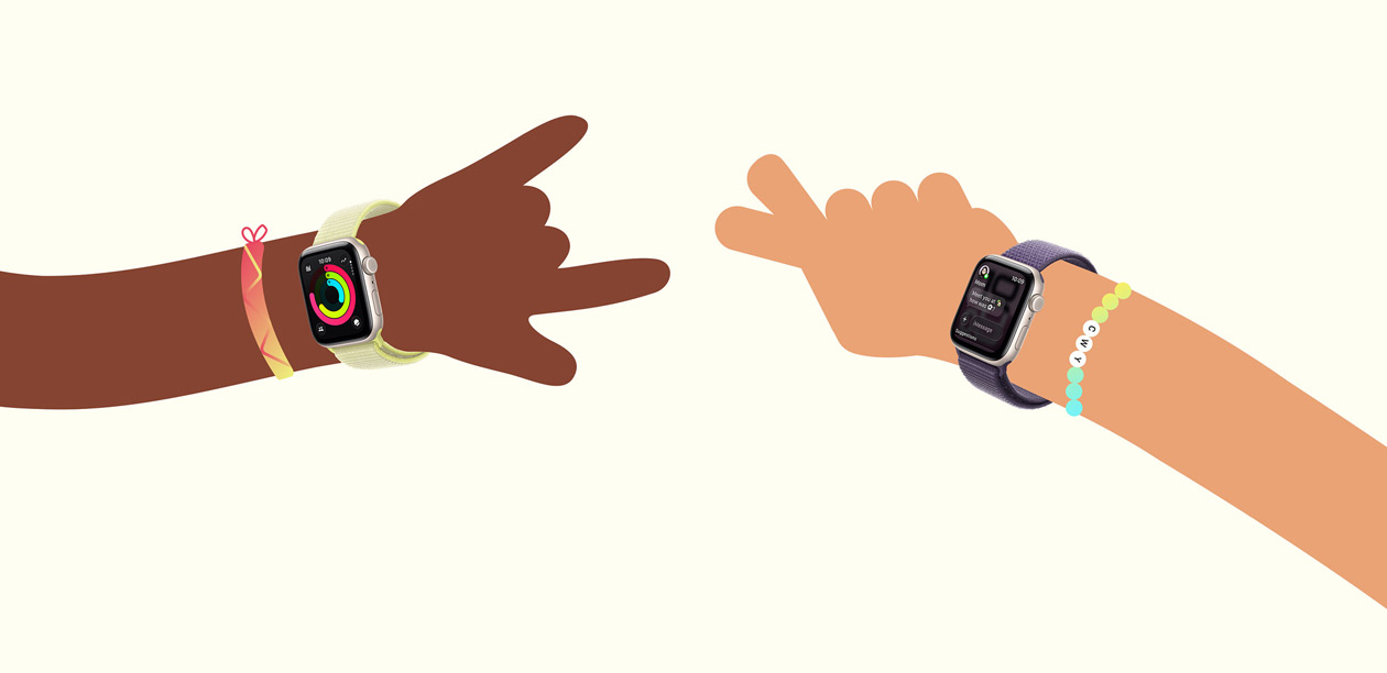 Primer plano de una niña con mochila que lleva un Apple Watch.