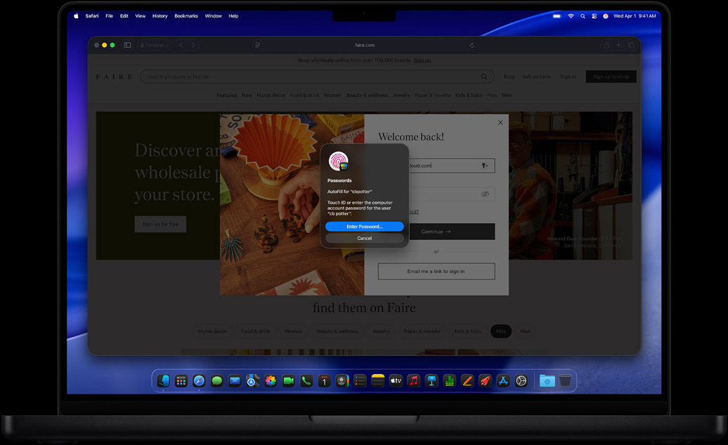 MacBook Pro, noir sidéral, Safari et l’app Mots de passe invitant l’utilisateur à se connecter à un site Web à l’aide de Touch ID