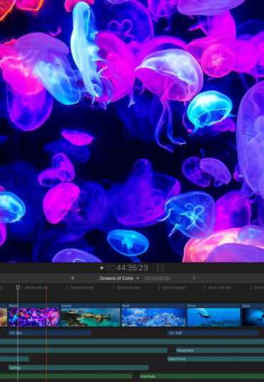 En una computadora de escritorio Mac se muestra la app Final Cut Pro.