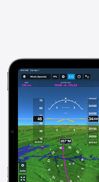 En iPad viser vindhastigheter og -retning på et topografisk flykart med rygger som representerer fjell.